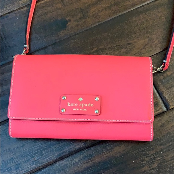 kate spade Handbags - Kate Spade Hot Pink 💖 Crossbody Bag EUC! 💖